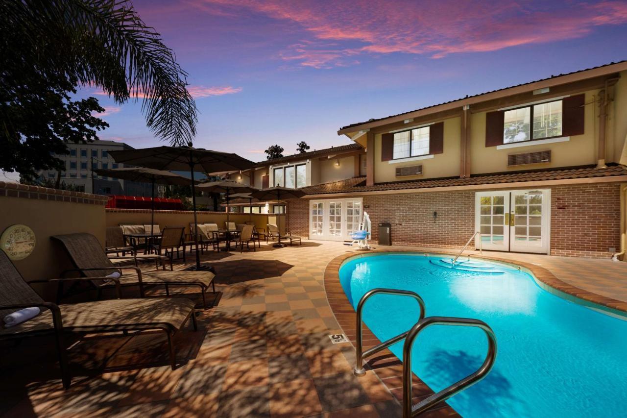 Surestay Plus Hotel By Best Western Mountain View Ngoại thất bức ảnh